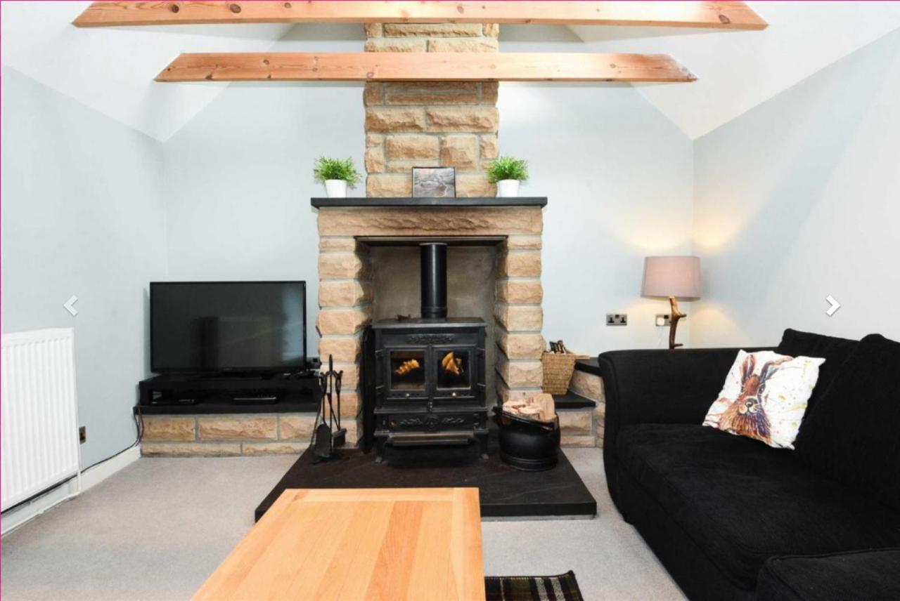Ailnack Cottage -Cheerful Cottage With Secure Garden And Off Street Parking Sleeps 4 Tomintoul Exteriér fotografie